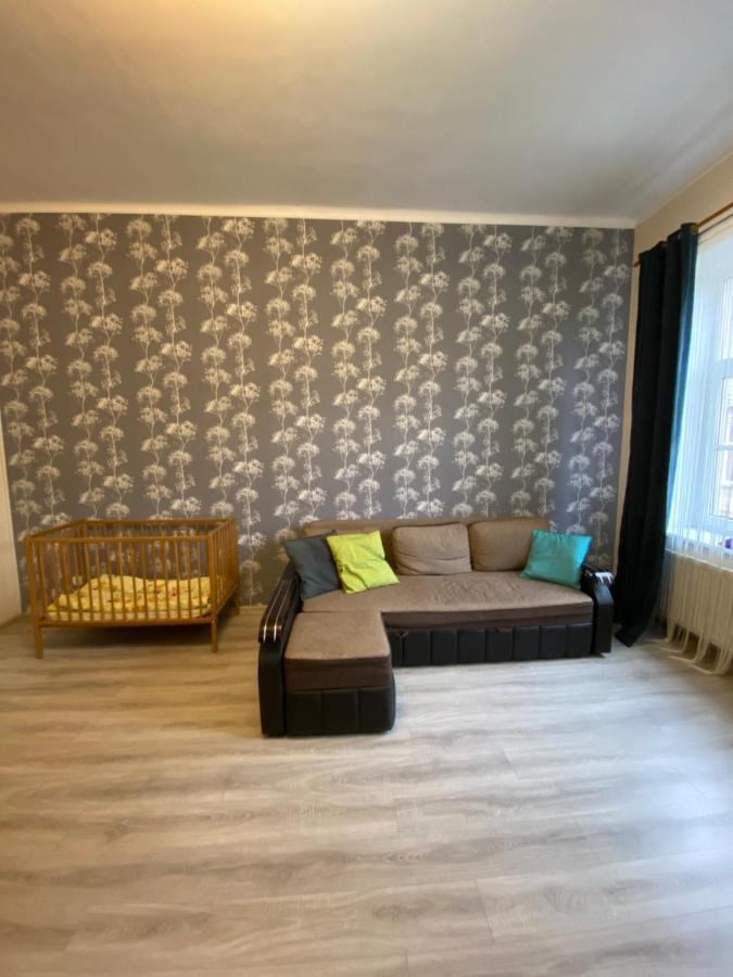2 Bedroom Apartment On Tomashivskogo Street 7 Lviv Exterior photo